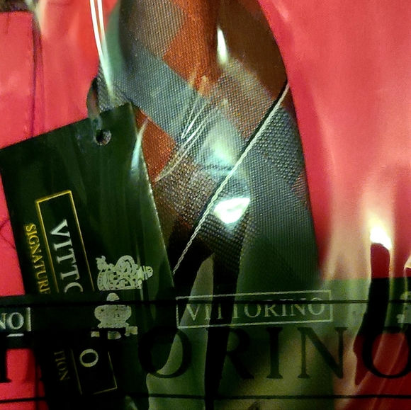 Vittorino Dress Shirt with Tie and pocket chief size XL 34-35  Brandnew in Box - Picture 10 of 14